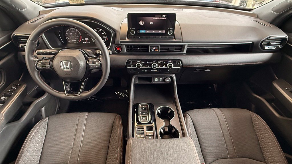 Certified 2024 Honda Pilot Sport image 22
