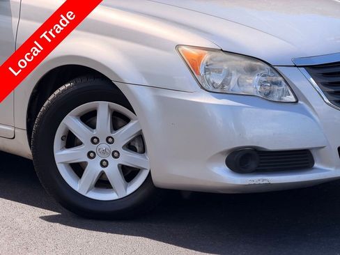 Used 2009 Toyota Avalon XL FWD image 5