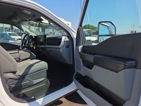 Used 2026 Ford F250 XLT AWD/4WD image 12