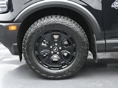New 2025 Ford Bronco Sport Outer Banks w/ Sasquatch Outer Banks Package AWD/4WD image 17