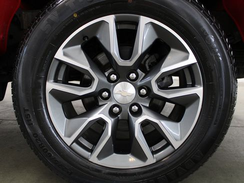 Used 2022 Chevrolet Silverado 1500 LT image 9