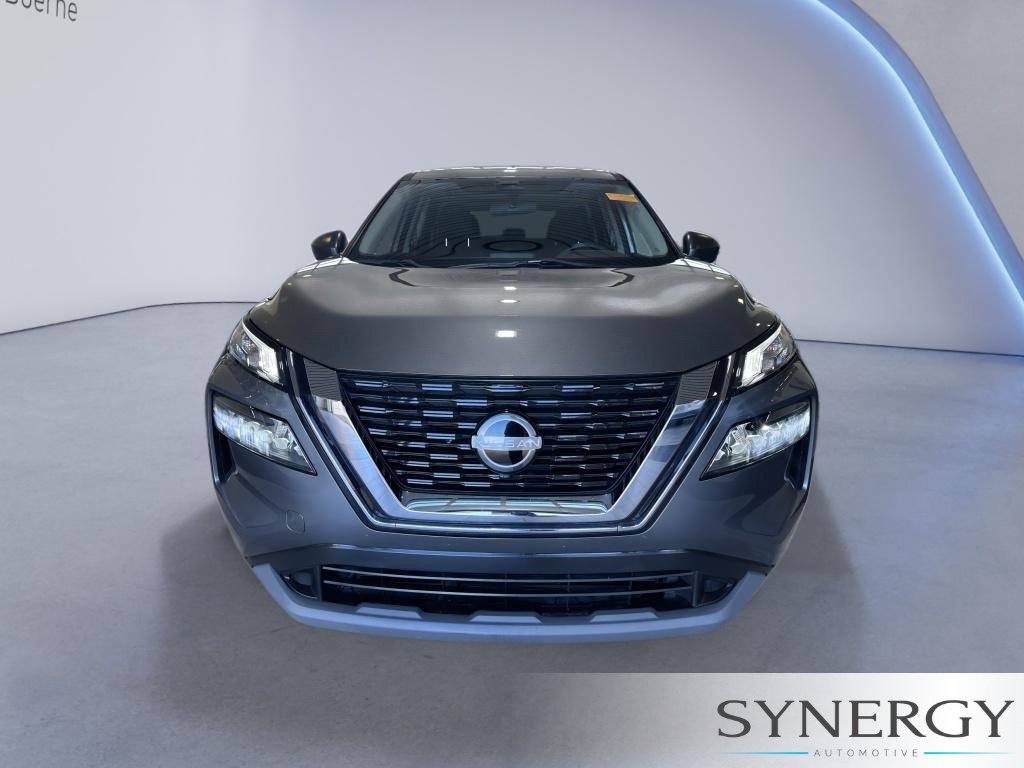 Used 2023 Nissan Rogue S FWD image 2