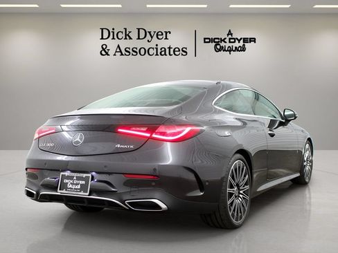 Used 2025 Mercedes-Benz CLE 300 4MATIC Coupe image 3