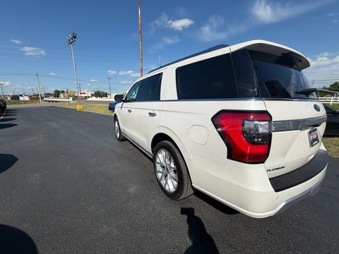 Used 2019 Ford Expedition Platinum AWD/4WD image 5