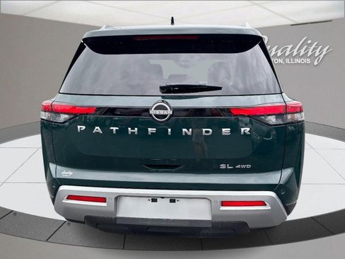 Used 2025 Nissan Pathfinder SL AWD/4WD image 5