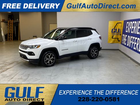 Used 2025 Jeep Compass Limited AWD/4WD image 5