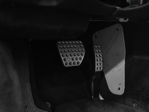 Certified 2015 Ferrari 458 Spider image 44