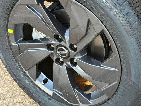 New 2026 Nissan Rogue SV image 22