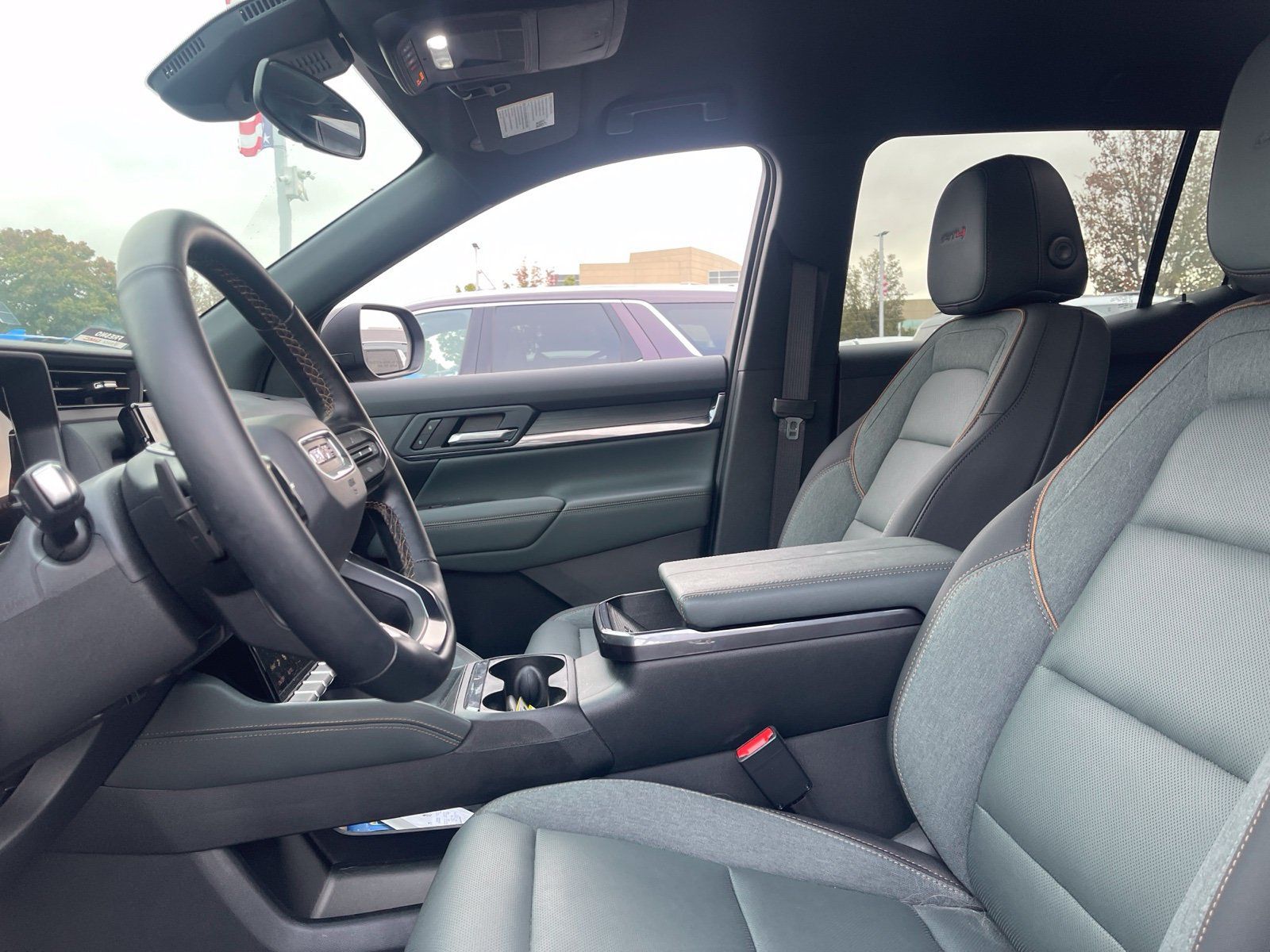Used 2026 GMC Terrain AT4 AWD/4WD image 5