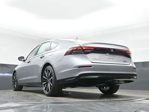 Used 2025 Honda Accord Touring image 28