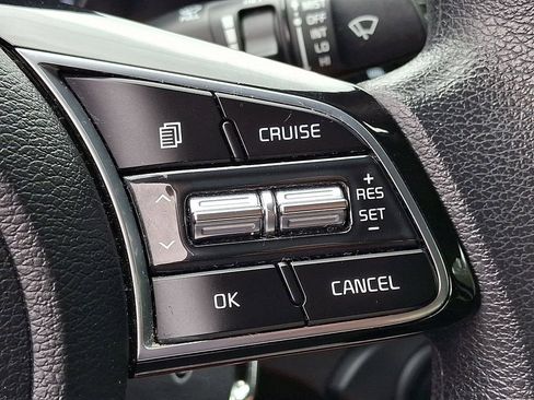 Used 2021 Kia Forte LXS image 23