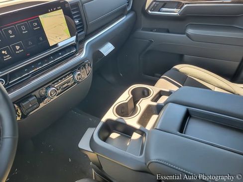 New 2026 GMC Sierra 1500 SLE AWD/4WD image 17