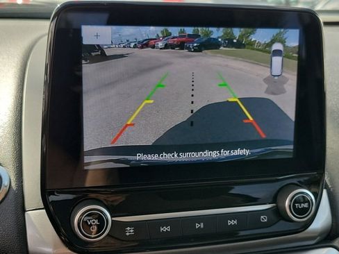 Used 2021 Ford EcoSport SE image 28