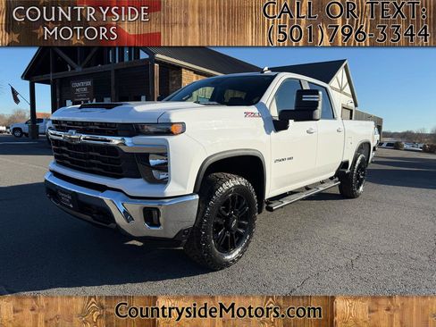 Used 2025 Chevrolet Silverado 2500 LT w/ Convenience Package image 1