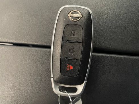 Certified 2025 Nissan Rogue S FWD image 18