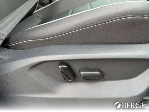 Used 2024 Volkswagen Tiguan SEL R-Line AWD/4WD image 16
