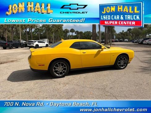 Used 2017 Dodge Challenger GT image 12