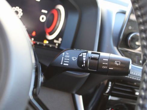 Used 2021 Nissan Rogue Platinum image 35