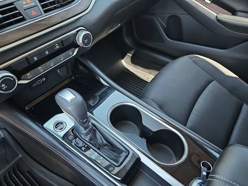 Certified 2023 Nissan Altima 2.5 SV FWD image 23