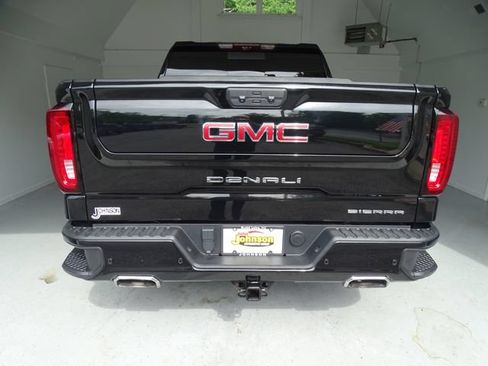 Used 2024 GMC Sierra 1500 Denali w/ Denali Reserve Package AWD/4WD image 23