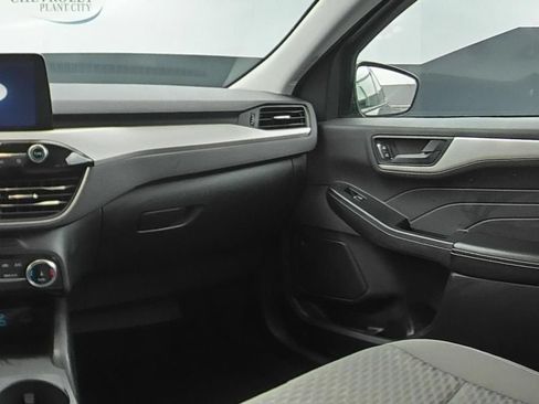 Used 2022 Ford Escape SE w/ SE Sport Appearance Package FWD image 18