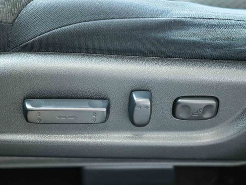 Used 2016 Honda CR-V EX image 27