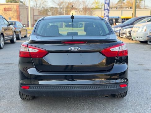 Used 2014 Ford Focus S FWD image 7
