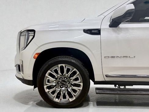 Used 2023 GMC Yukon Denali Ultimate image 8
