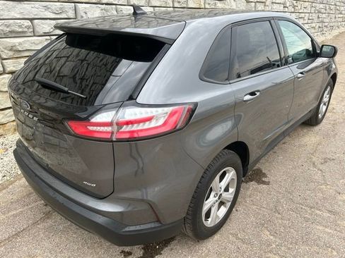 Used 2023 Ford Edge SE image 5