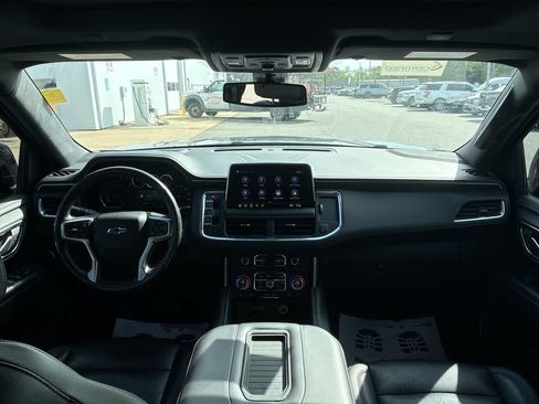 Used 2021 Chevrolet Tahoe Z71 w/ Luxury Package AWD/4WD image 21