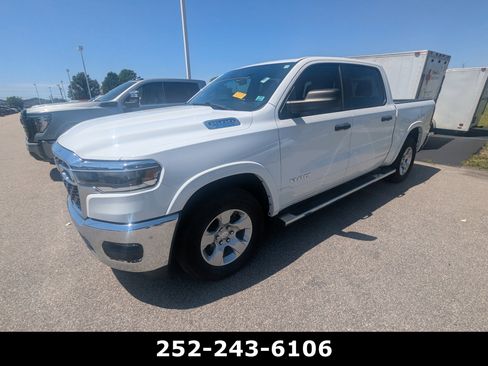 Used 2025 RAM 1500 Big Horn AWD/4WD image 6