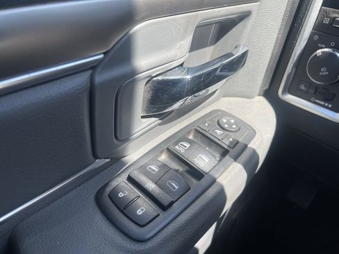 Used 2015 RAM 1500 Big Horn image 40