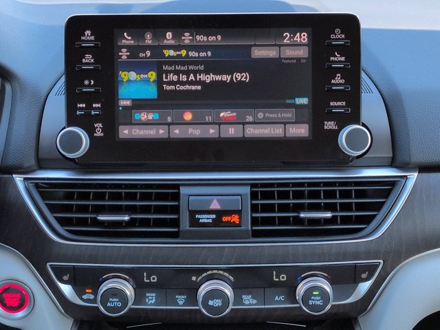 Used 2018 Honda Accord EX image 17