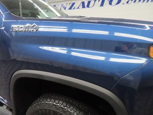 Used 2023 Chevrolet Silverado 2500 High Country w/ Z71 Off-Road Package image 33