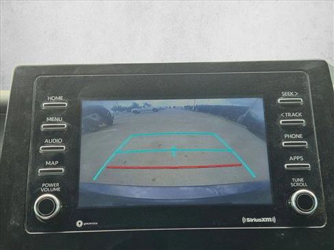 Used 2021 Toyota Camry SE FWD image 11