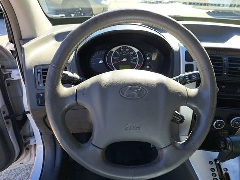 Used 2007 Hyundai Tucson SE image 17