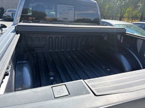 Used 2021 Ford F150 Lariat AWD/4WD image 17