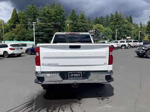 Used 2020 Chevrolet Silverado 1500 LT w/ Fleet Comfort Package AWD/4WD image 4