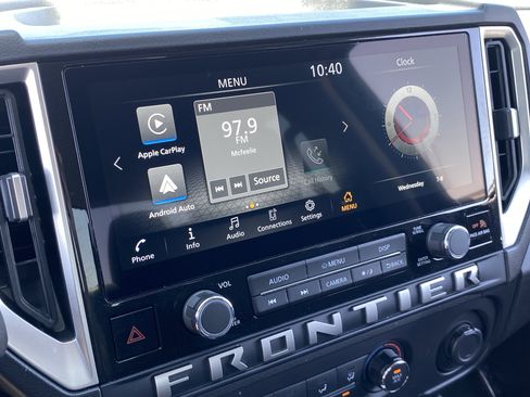 Used 2025 Nissan Frontier SV RWD image 22