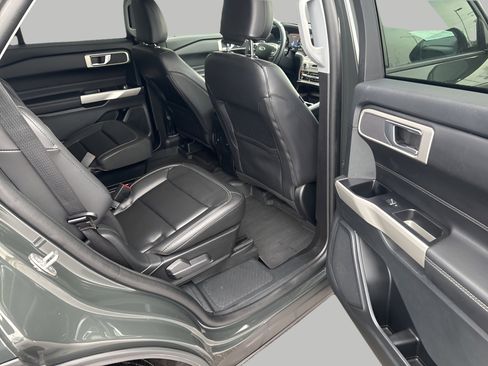 Certified 2023 Ford Explorer XLT w/ Equipment Group 202A image 11