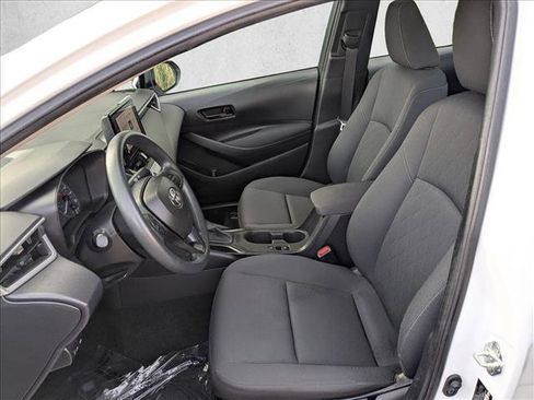 Used 2024 Toyota Corolla LE image 14