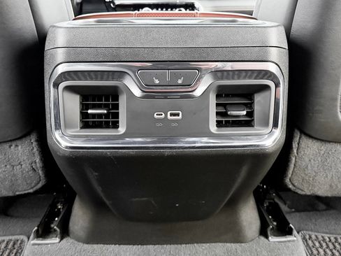 Used 2024 GMC Sierra 3500 Denali Ultimate image 26