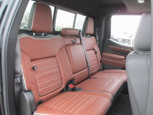 Used 2026 GMC Sierra 1500 Denali Ultimate image 25