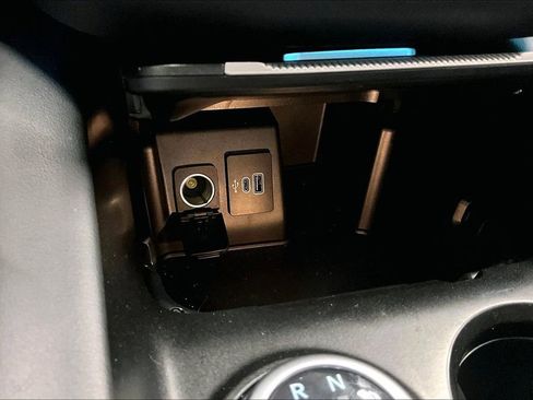 Used 2025 Ford Explorer ST-Line w/ Premium Package image 22