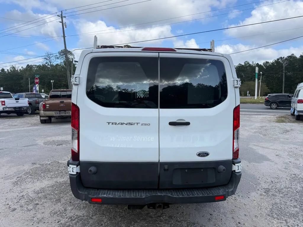 Used 2017 Ford Transit 250 148 Low Roof RWD image 5