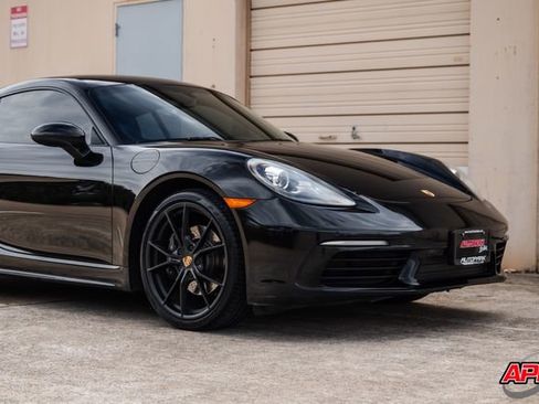 Used 2019 Porsche 718 Cayman image 47