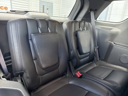 Used 2013 Ford Explorer XLT AWD/4WD image 21