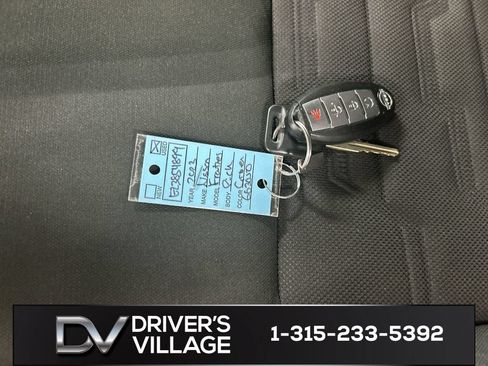 Used 2023 Nissan Frontier PRO-4X w/ Pro Convenience Package AWD/4WD image 12