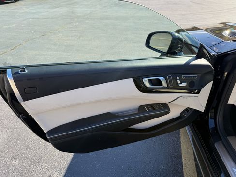 Used 2017 Mercedes-Benz SL 63 AMG AMG SL 63 Roadster image 16