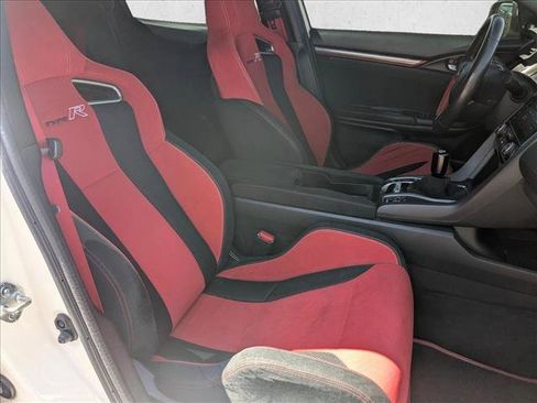 Used 2018 Honda Civic Type R image 18